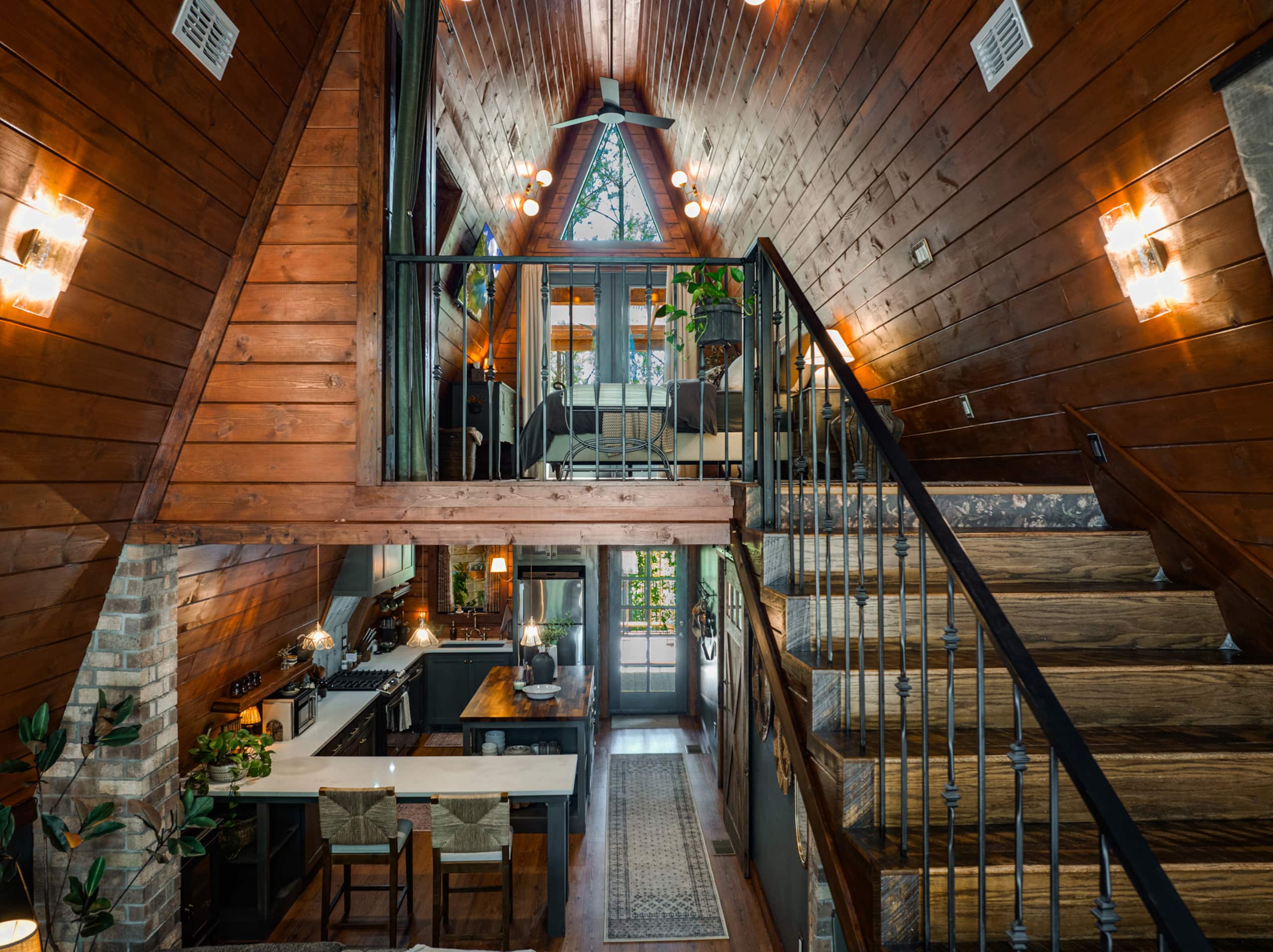Romantic Luxury A-Frame Cabin in the Pines — photo 5